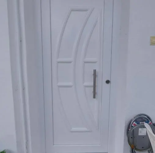 Dream In 2020 Renovated, Sunny Apartament *